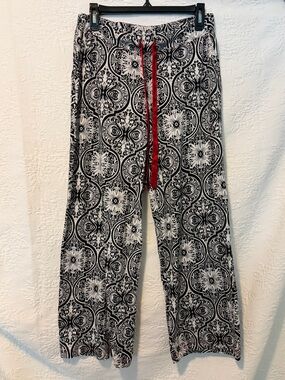 Soma Black Ivory medallion print lounge or pj pants w/ red detail sz M